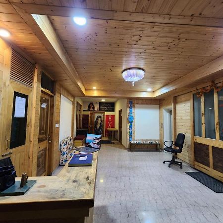 Himalayan Heritage Manāli Exteriör bild